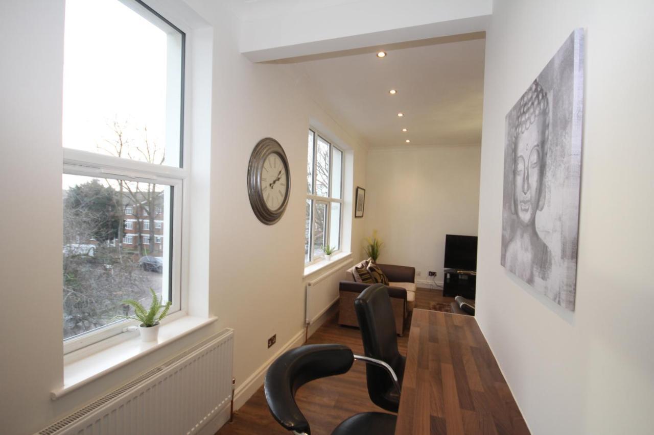 Great West Road Apartments Flat C London Luaran gambar