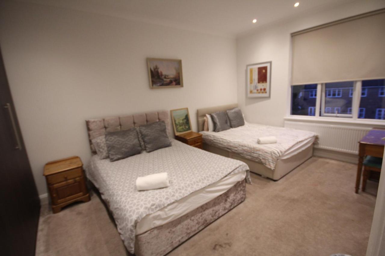 Great West Road Apartments Flat C London Luaran gambar